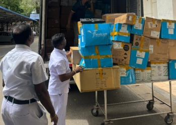 மருத்துவ உபகரண உதிரிபாகங்கள் கையளிப்பு