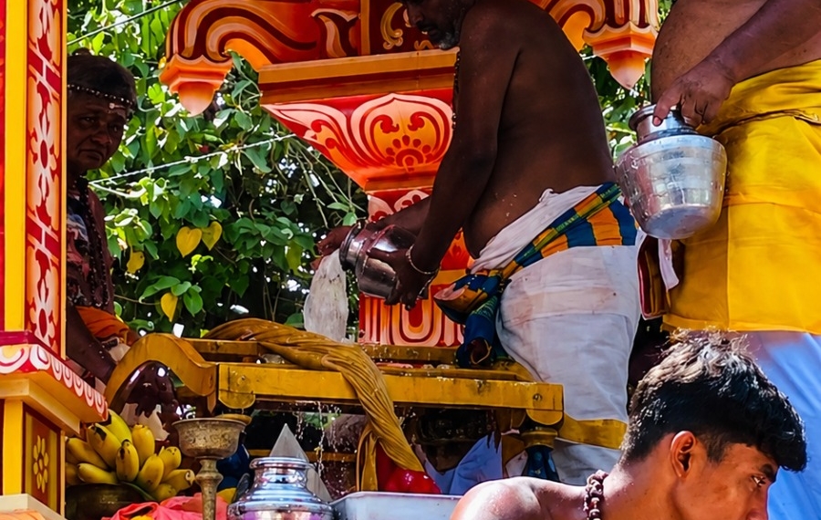 சிறப்புற்ற செல்வச்சந்நிதி முருகன் ஆலயத் தீர்த்தத் திருவிழா: குவிந்த அடியவர்கள்